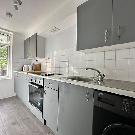 Cosy 2 Bedroom Flat In Manor House London Exterior foto